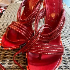 Beautiful red sandals, very good condition